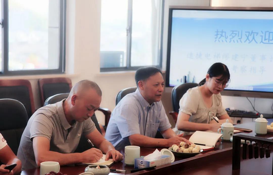 c8c5c33513bb6e3a36fd31d02611233e.jpg c8c5c33513bb6e3a36fd31d02611233e.jpg